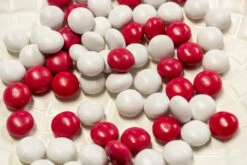 Dutch Red & White Buttons 1kg