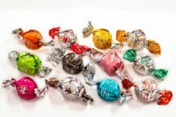 Pink Lady Assorted Chocolates 7 Pink Lady Assorted Chocolates -SUNSHINE CONFECTIONERY Shop Pink 20Lady 20Assorted 203