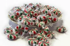 Starlight Mints 1kg - Red, White And Green -SUNSHINE CONFECTIONERY Shop Starlight 20Mints 20Xmas 20 203 3c243253 d637 4706 a1c5 8868b09d5068